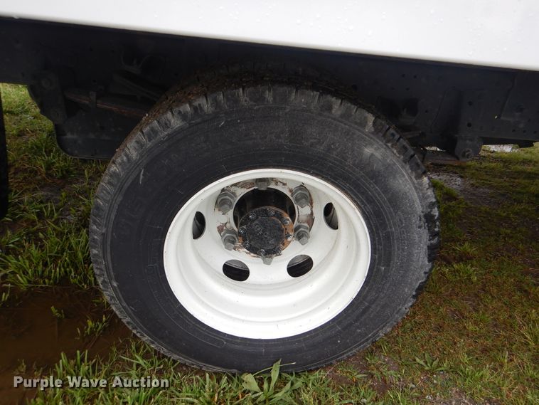 image for item GF9211 2013 Isuzu NPR  refrigerated truck