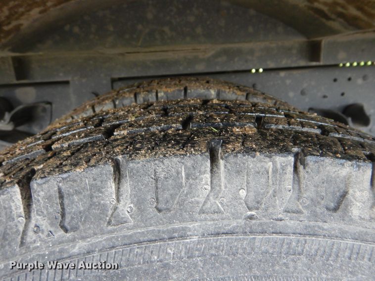 image for item GF9211 2013 Isuzu NPR  refrigerated truck