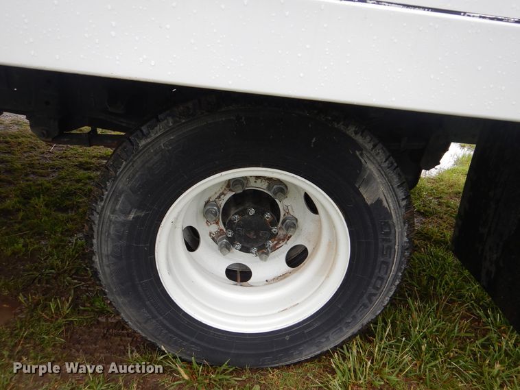 image for item GF9211 2013 Isuzu NPR  refrigerated truck