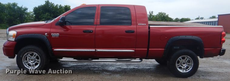 image for item GF9213 2007 Dodge Ram 2500HD  Mega Cab pickup truck
