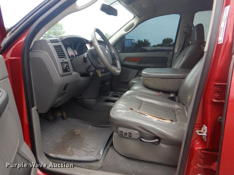 image for item GF9213 2007 Dodge Ram 2500HD  Mega Cab pickup truck