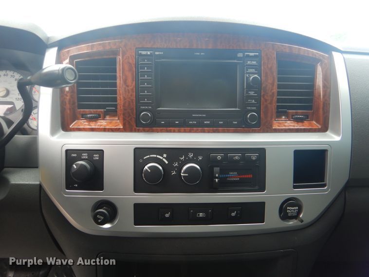 image for item GF9213 2007 Dodge Ram 2500HD  Mega Cab pickup truck