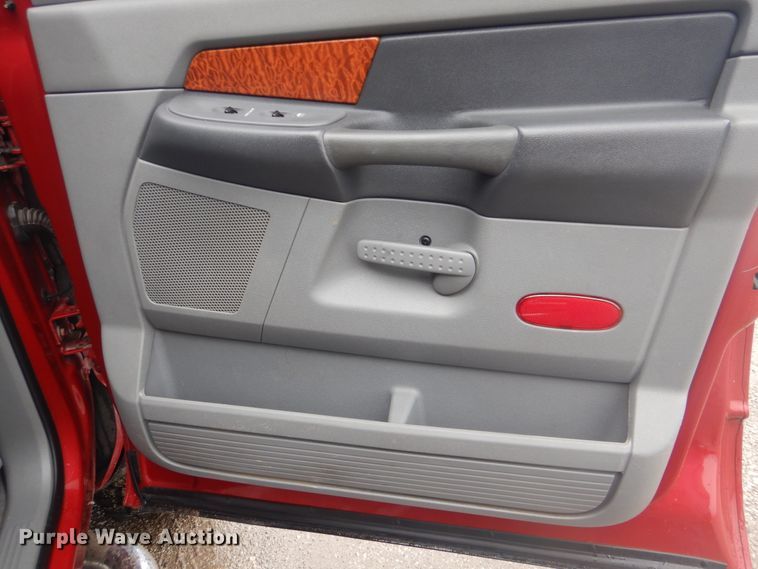 image for item GF9213 2007 Dodge Ram 2500HD  Mega Cab pickup truck