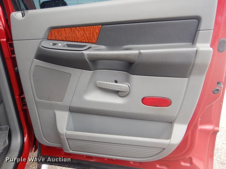 image for item GF9213 2007 Dodge Ram 2500HD  Mega Cab pickup truck