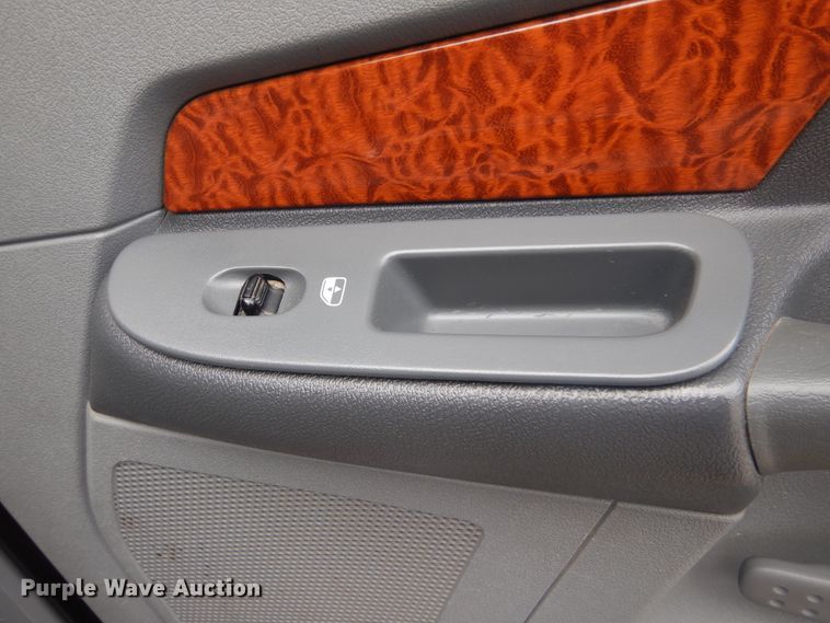 image for item GF9213 2007 Dodge Ram 2500HD  Mega Cab pickup truck