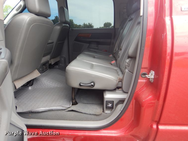 image for item GF9213 2007 Dodge Ram 2500HD  Mega Cab pickup truck