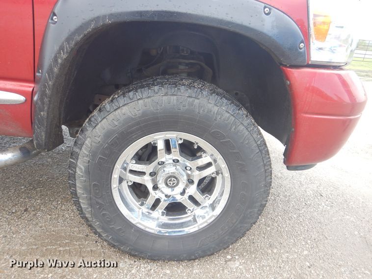 image for item GF9213 2007 Dodge Ram 2500HD  Mega Cab pickup truck