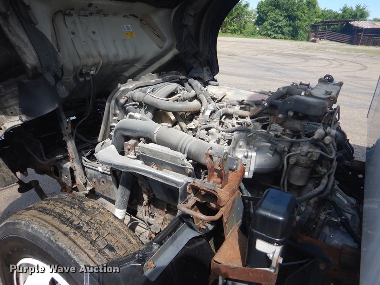 image for item GF9216 2012 Isuzu NPR  refrigerated truck