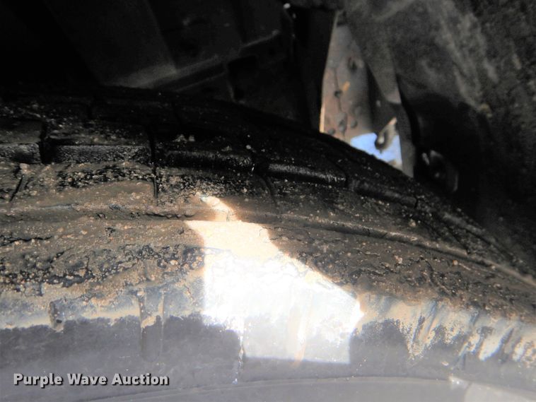 image for item GF9216 2012 Isuzu NPR  refrigerated truck