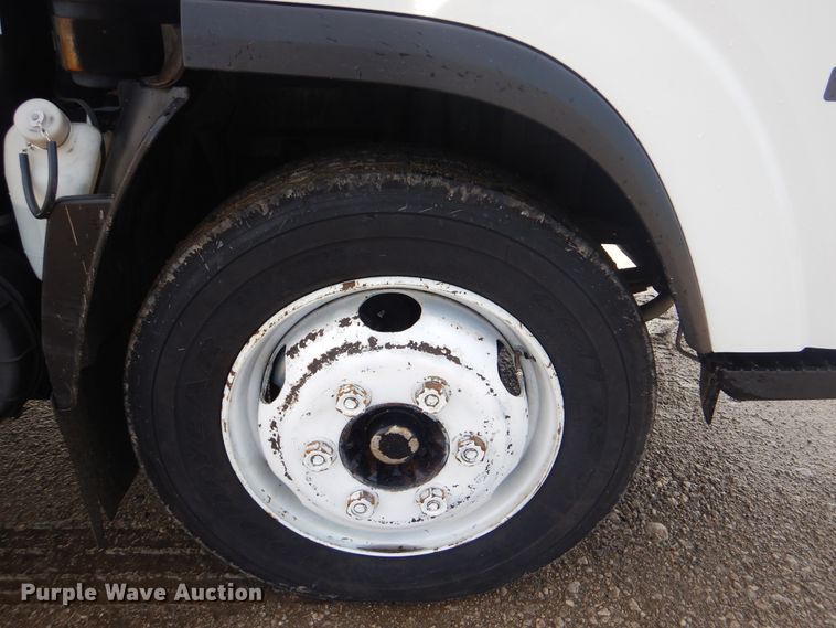 image for item GF9216 2012 Isuzu NPR  refrigerated truck