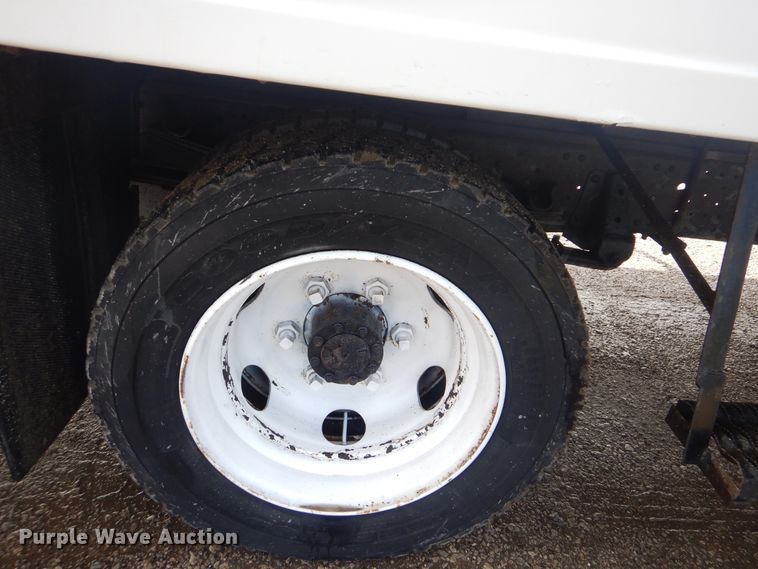 image for item GF9216 2012 Isuzu NPR  refrigerated truck