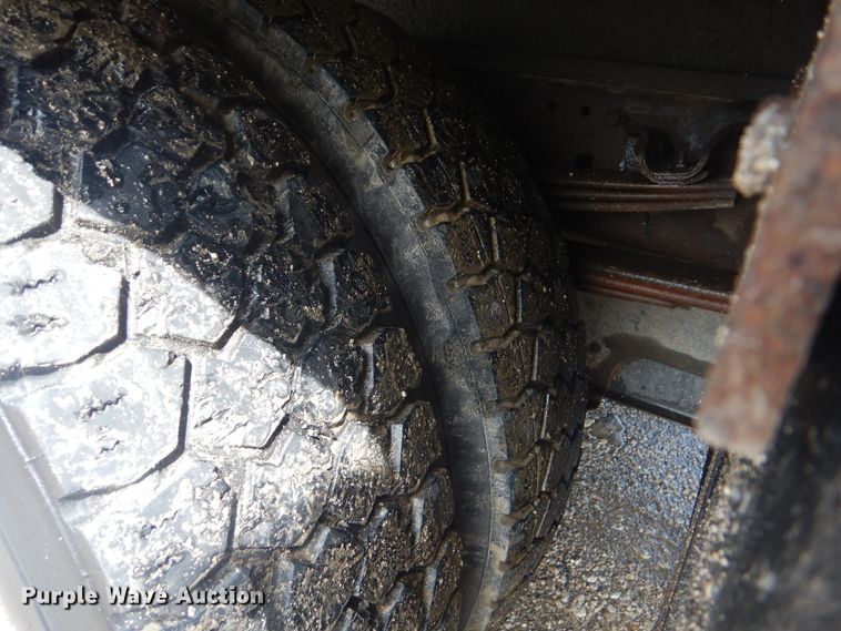 image for item GF9216 2012 Isuzu NPR  refrigerated truck