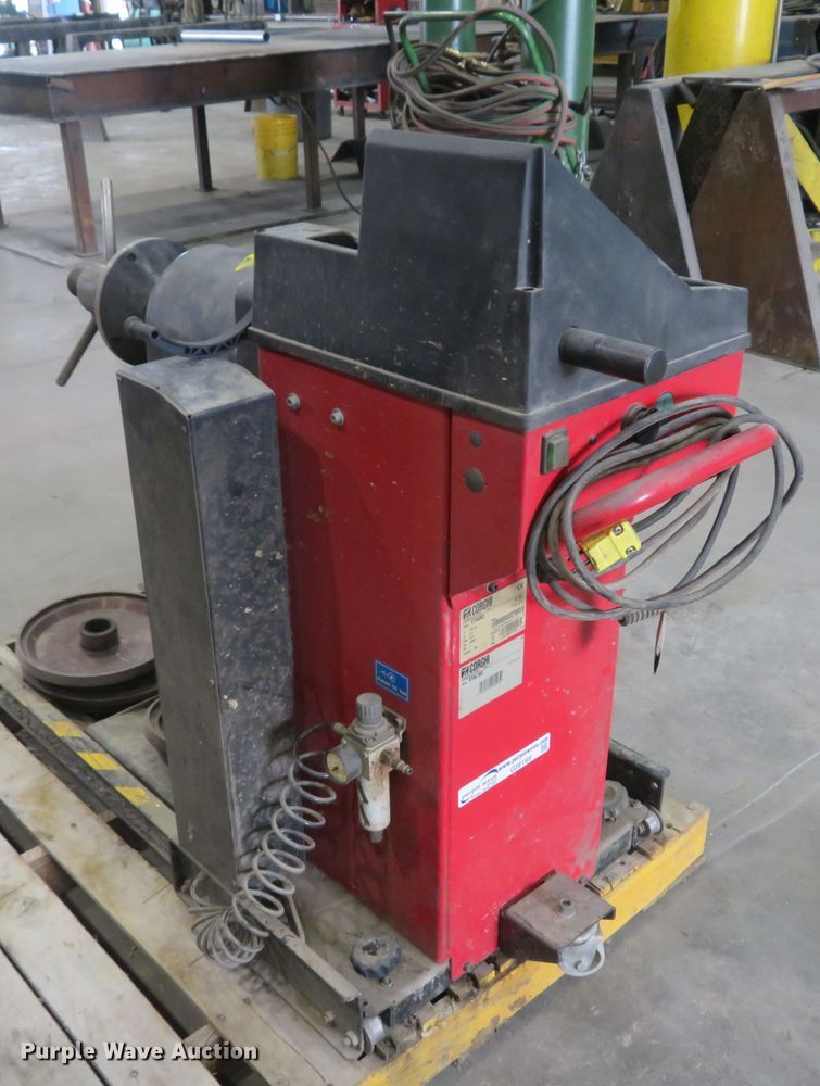 image for item GI9166 Corghi ET66 tire balancer