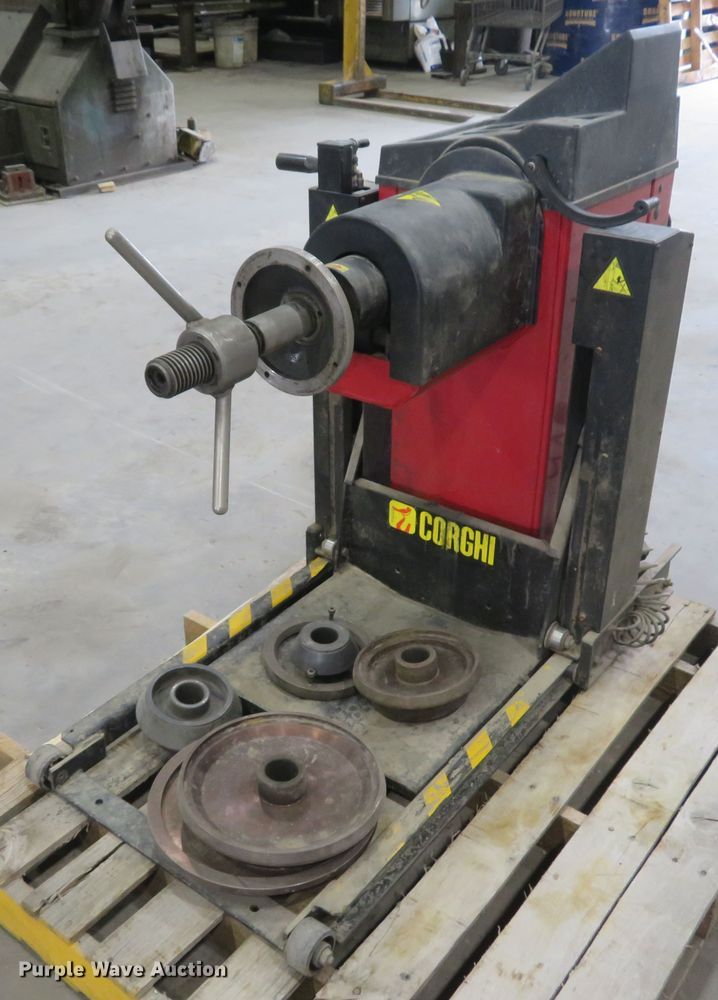 image for item GI9166 Corghi ET66 tire balancer