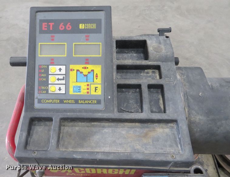 image for item GI9166 Corghi ET66 tire balancer