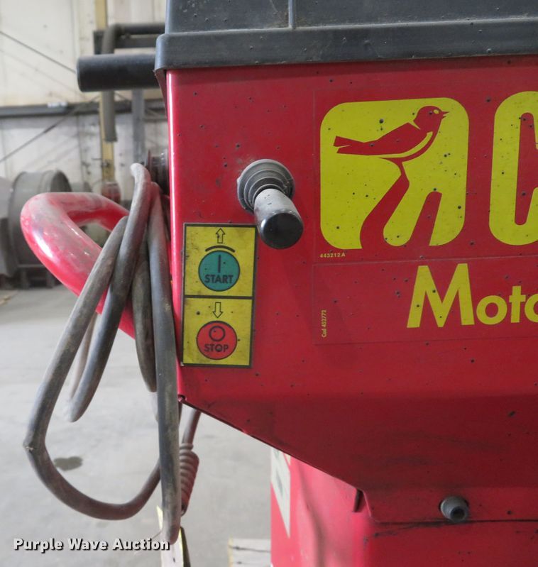 image for item GI9166 Corghi ET66 tire balancer