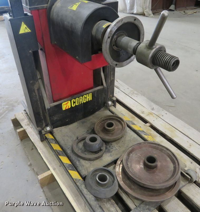 image for item GI9166 Corghi ET66 tire balancer