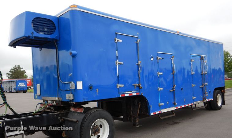 image for item GL9719 2005 Clark refrigerated van trailer