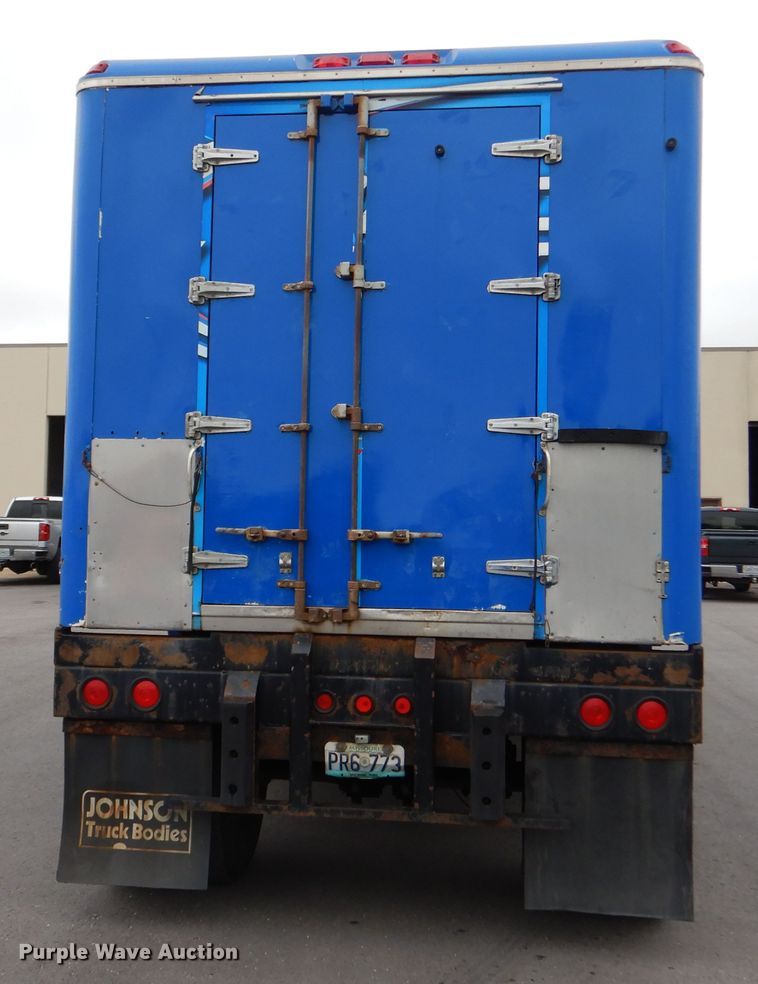 image for item GL9719 2005 Clark refrigerated van trailer