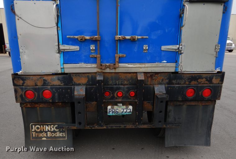 image for item GL9719 2005 Clark refrigerated van trailer