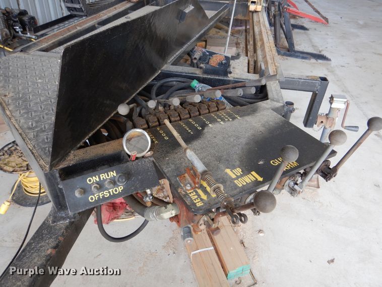 image for item GL9737 Log Master LM6 sawmill