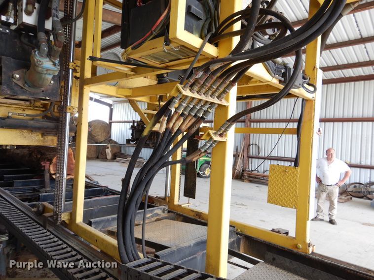 image for item GL9737 Log Master LM6 sawmill