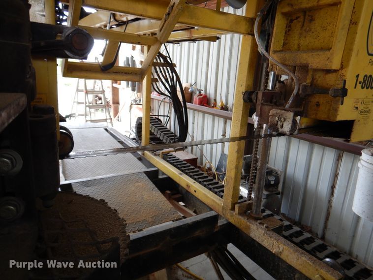 image for item GL9737 Log Master LM6 sawmill