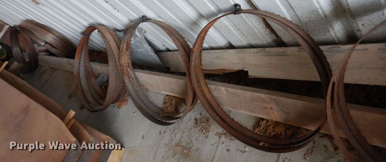 image for item GL9737 Log Master LM6 sawmill