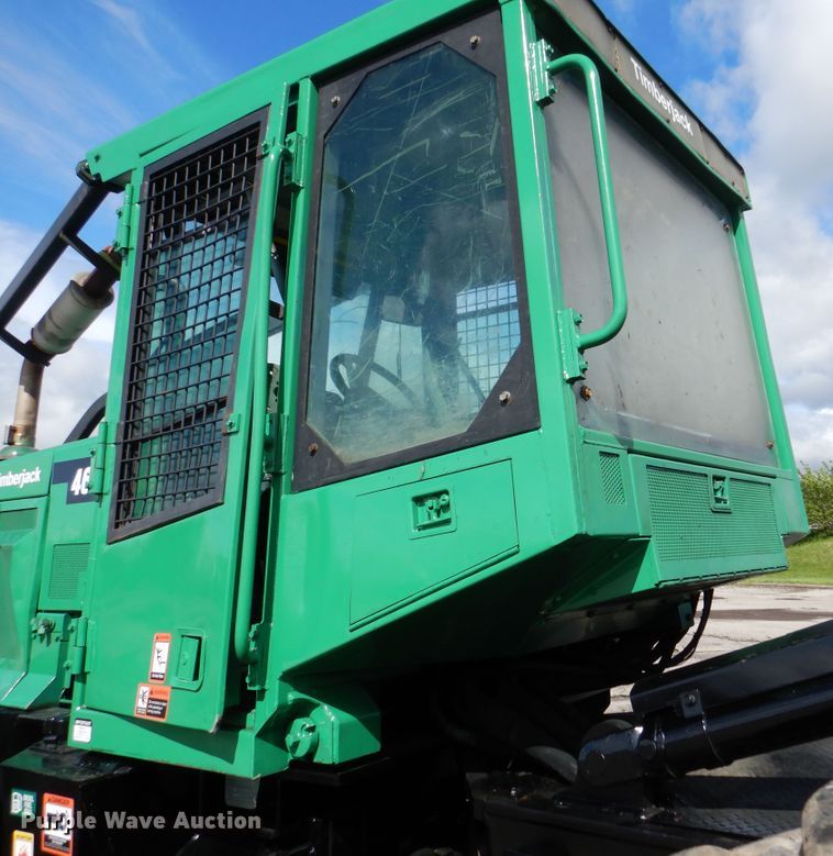 image for item GL9740 1997 Timberjack 460 skidder