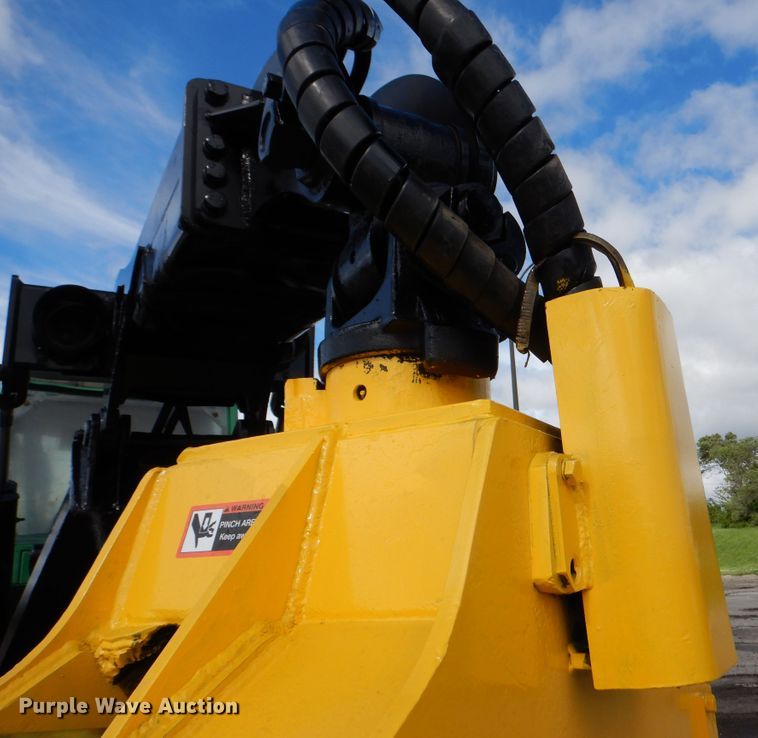 image for item GL9740 1997 Timberjack 460 skidder