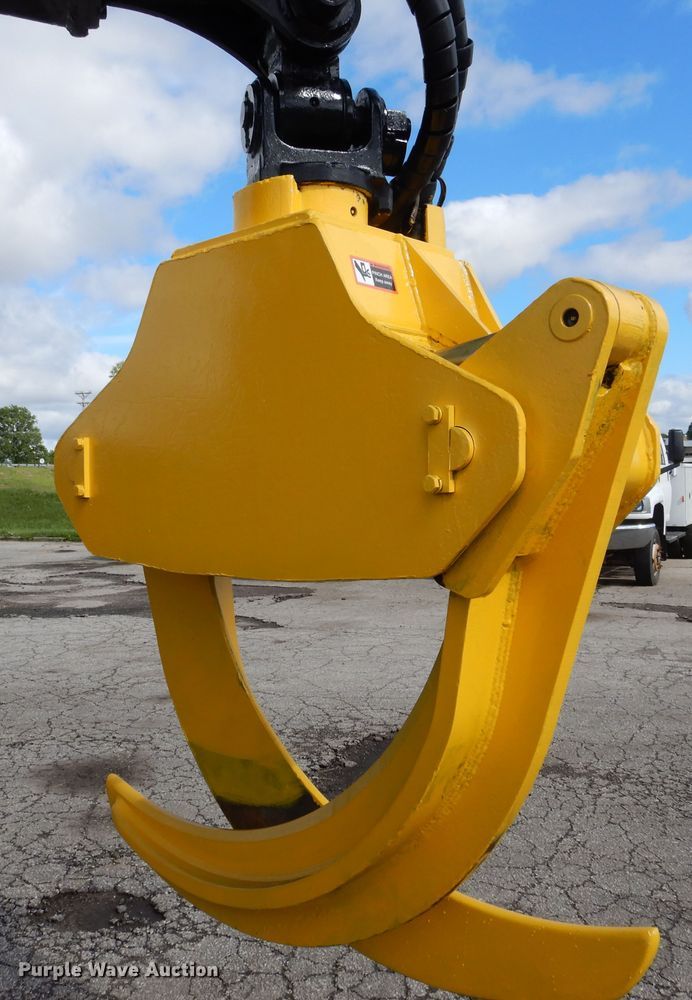 image for item GL9740 1997 Timberjack 460 skidder