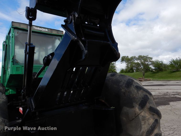 image for item GL9740 1997 Timberjack 460 skidder