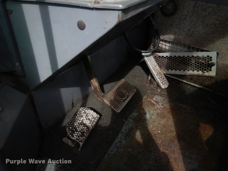 image for item GL9740 1997 Timberjack 460 skidder