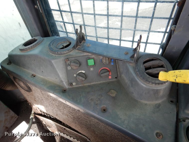 image for item GL9740 1997 Timberjack 460 skidder