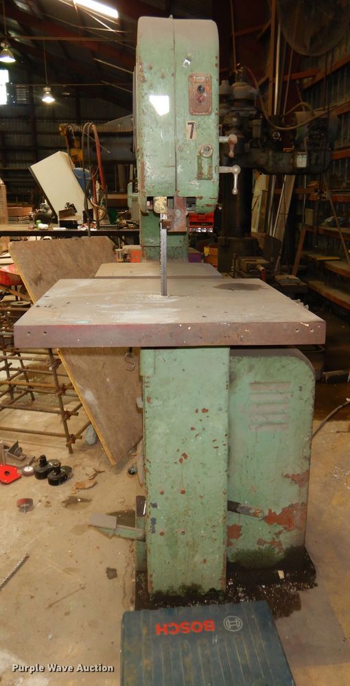 image for item GN9388 Do All V-36 bandsaw
