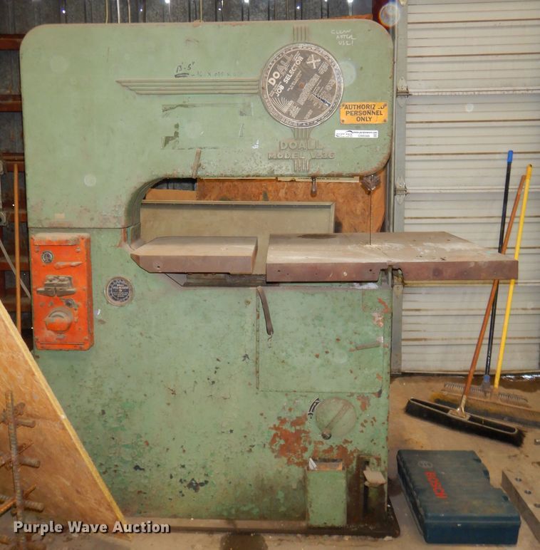 image for item GN9388 Do All V-36 bandsaw