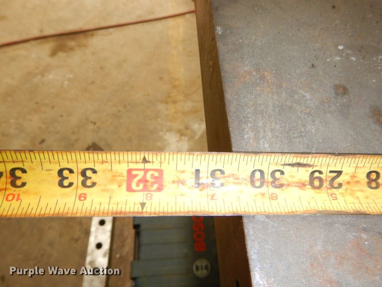 image for item GN9388 Do All V-36 bandsaw