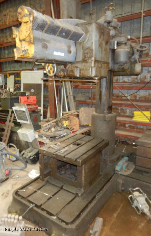 Carlton drill press in Pryor, OK Item GN9390 sold Purple Wave