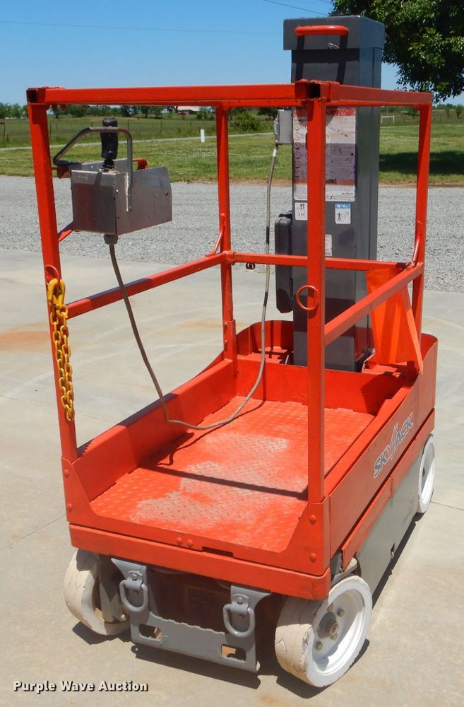 image for item GN9398 Skyjack  vertical lift