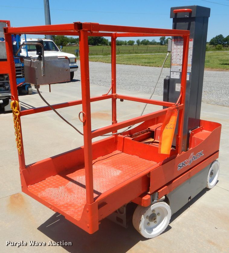 image for item GN9398 Skyjack  vertical lift