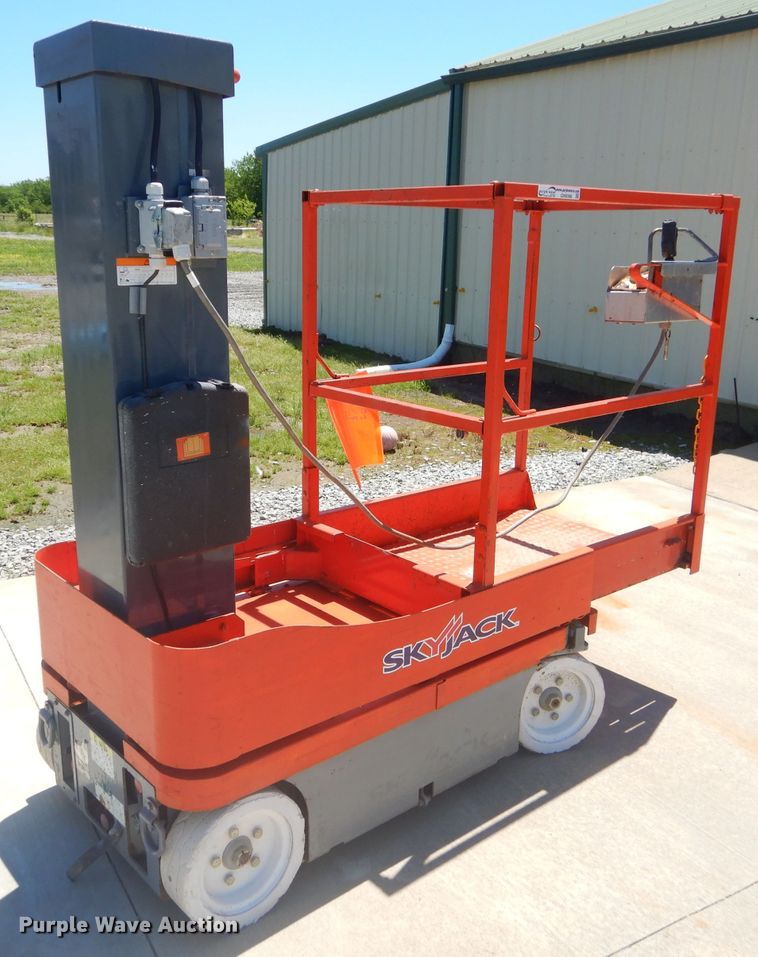 image for item GN9398 Skyjack  vertical lift