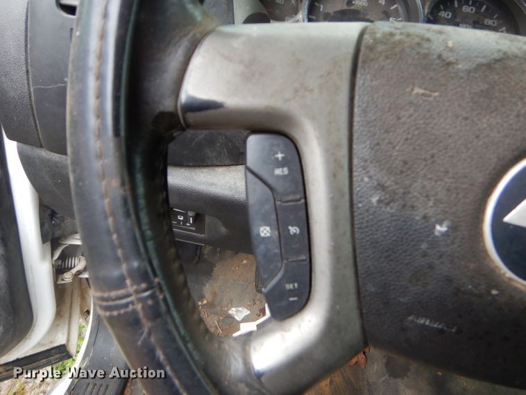 image for item GN9399 2007 Chevrolet Silverado 2500HD  Ext. Cab pickup truck