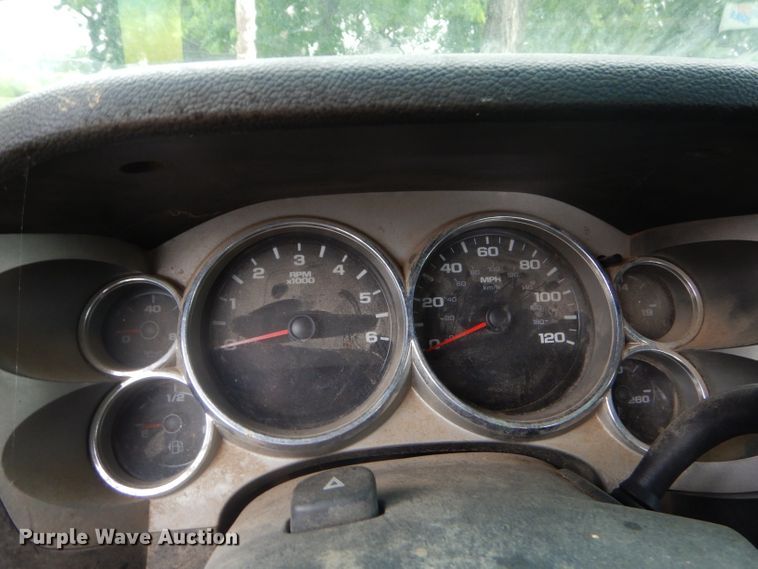 image for item GN9399 2007 Chevrolet Silverado 2500HD  Ext. Cab pickup truck