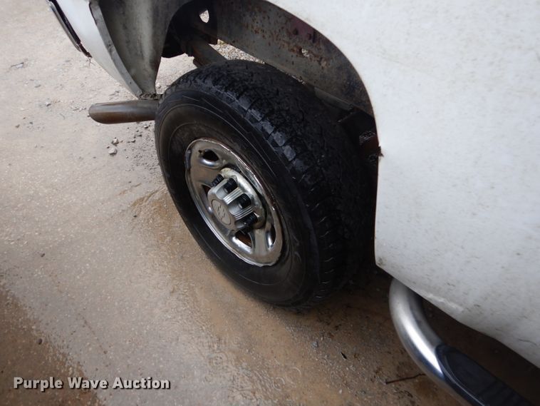 image for item GN9399 2007 Chevrolet Silverado 2500HD  Ext. Cab pickup truck