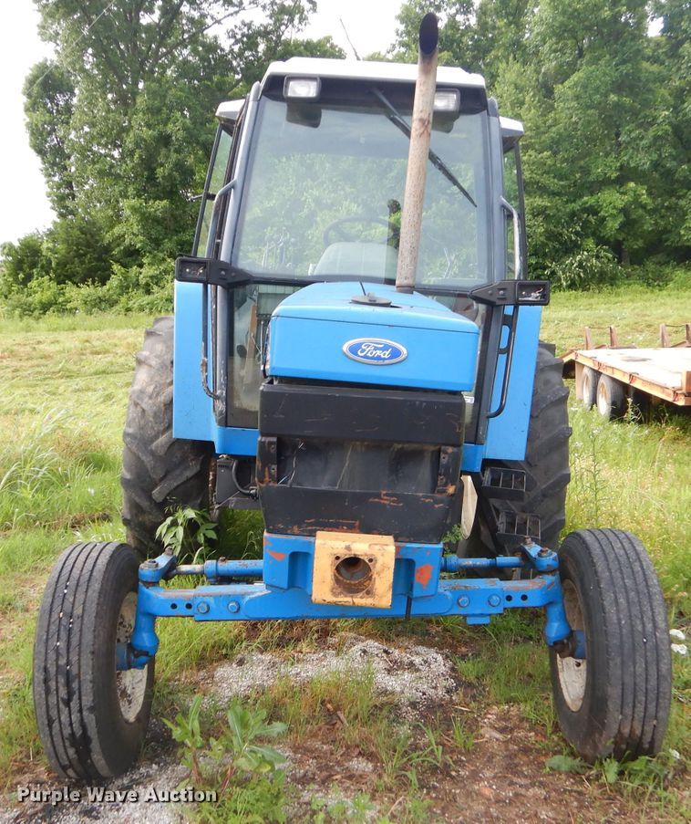 image for item GN9419 1992 Ford 6640  tractor