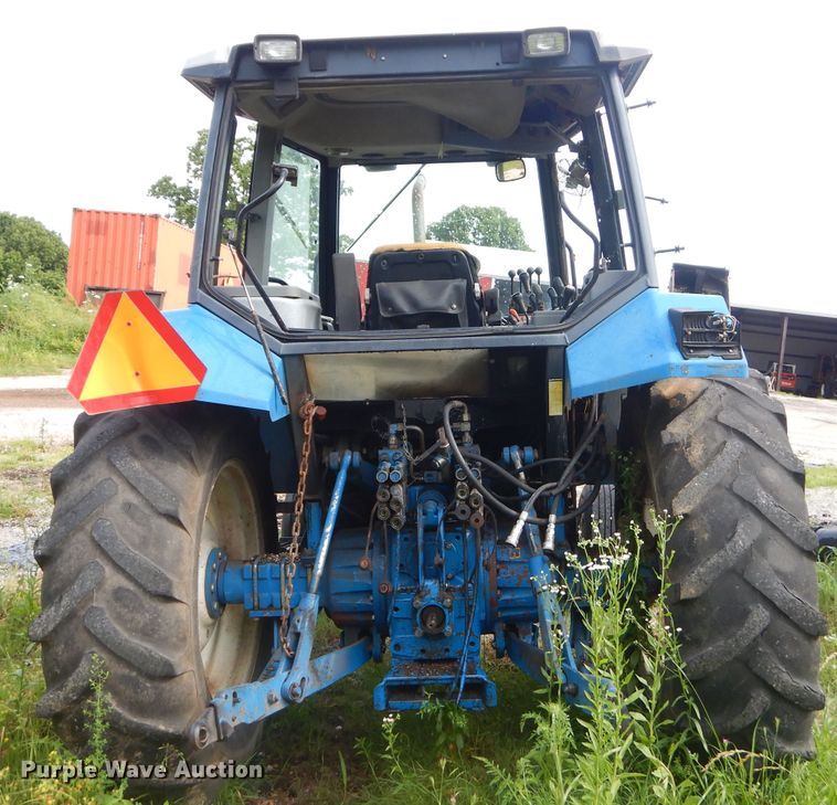 image for item GN9419 1992 Ford 6640  tractor