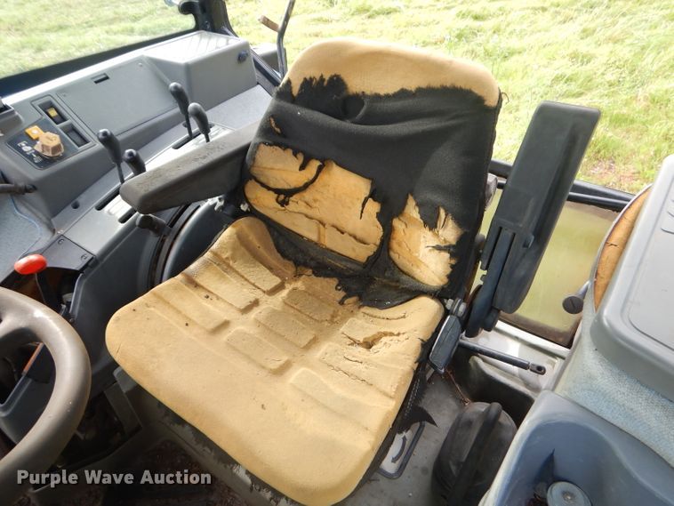 image for item GN9419 1992 Ford 6640  tractor