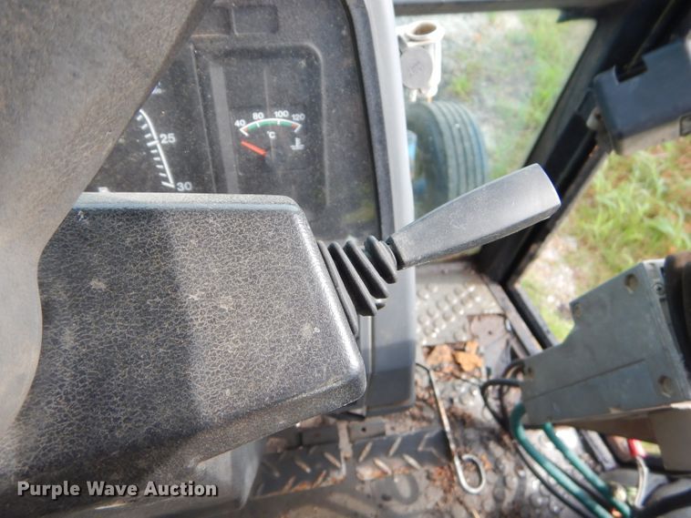 image for item GN9419 1992 Ford 6640  tractor