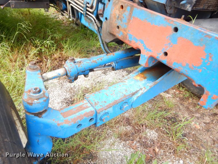image for item GN9419 1992 Ford 6640  tractor