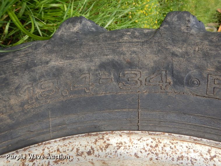 image for item GN9419 1992 Ford 6640  tractor